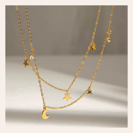 Collar Nigth Gold doble cadena con estrellas y luna