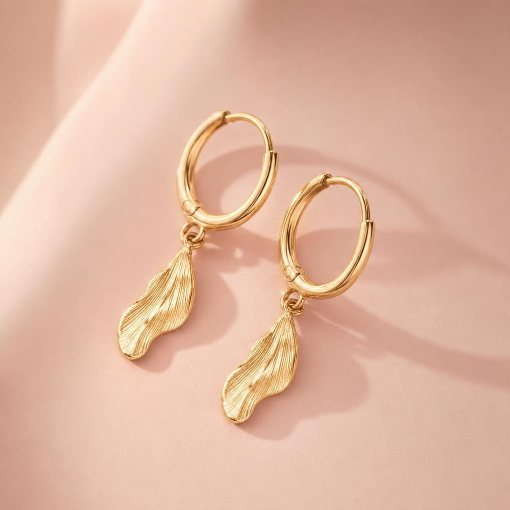 Aretes Ekos dorados